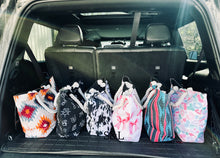 Tote bag preorder will early June (please leave order details in the note to sellers box)