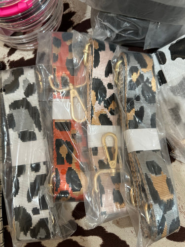 Cheetah straps sent randomly *