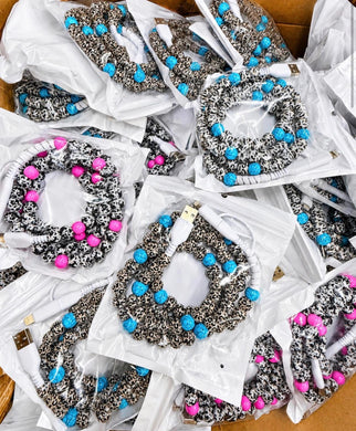 Darlin’ beaded chargers (sent randomly) sale