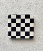 Compact mirrors (mid/end June arrival)